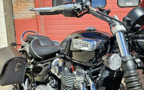 2025 Triumph Bonneville Speedmaster Jet Black