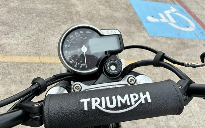2027 Triumph Scrambler 400 X Phantom BlackSilver Ice