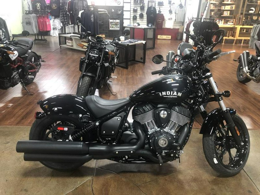 2022 Indian Motorcycle® Chief® Black Metallic