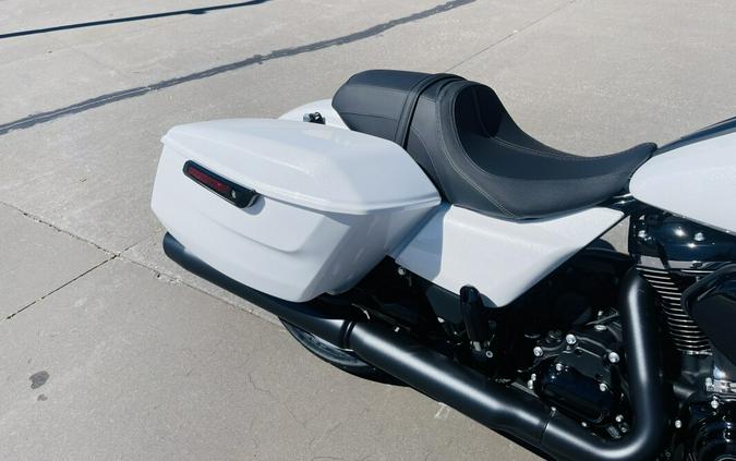 2024 Harley-Davidson Road Glide™ FLTRX