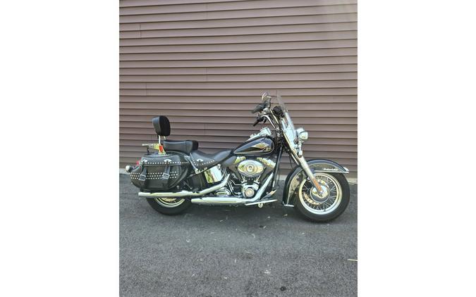 2010 Harley-Davidson® Softail Heritage Softail Classic