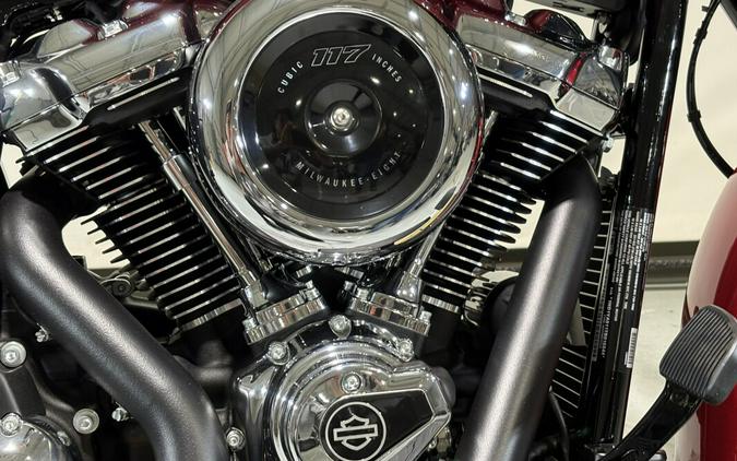 2026 Harley-Davidson® Heritage Classic Brilliant Red w/Cast Wheels