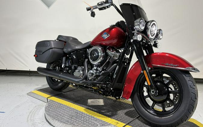 2026 Harley-Davidson® Heritage Classic Brilliant Red w/Cast Wheels