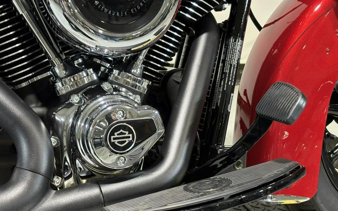 2026 Harley-Davidson® Heritage Classic Brilliant Red w/Cast Wheels