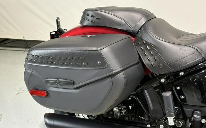 2026 Harley-Davidson® Heritage Classic Brilliant Red w/Cast Wheels