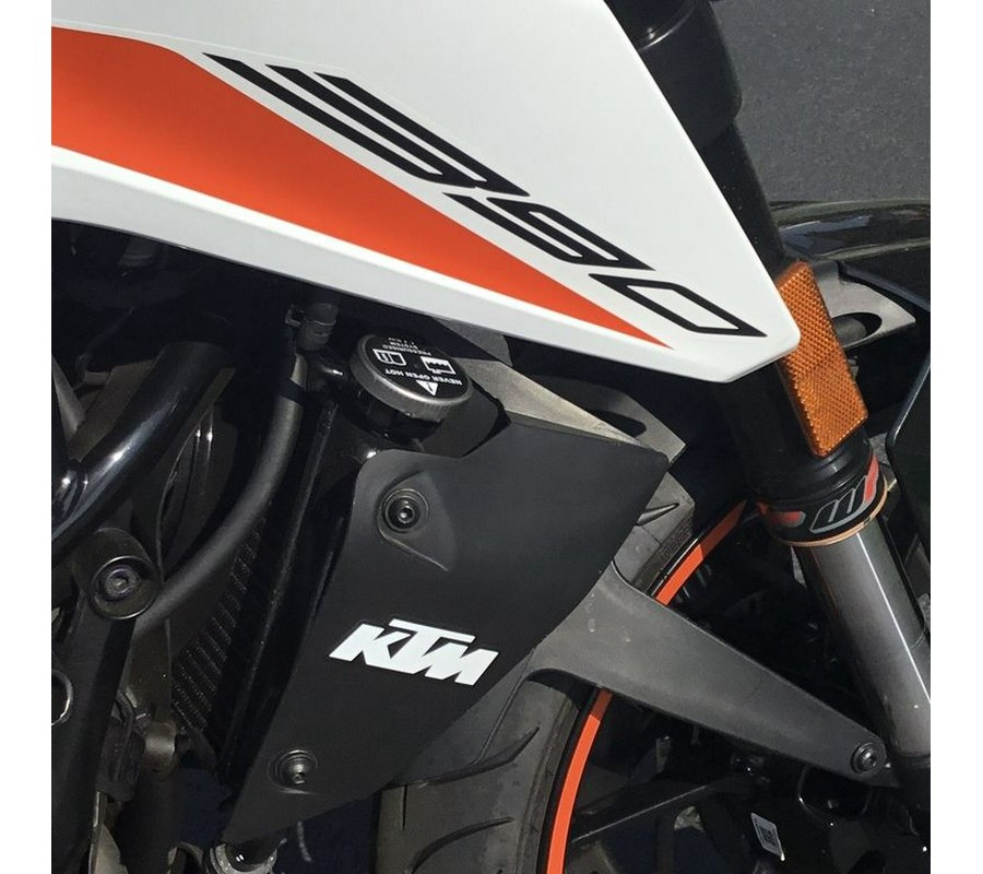 2022 KTM 390 Duke