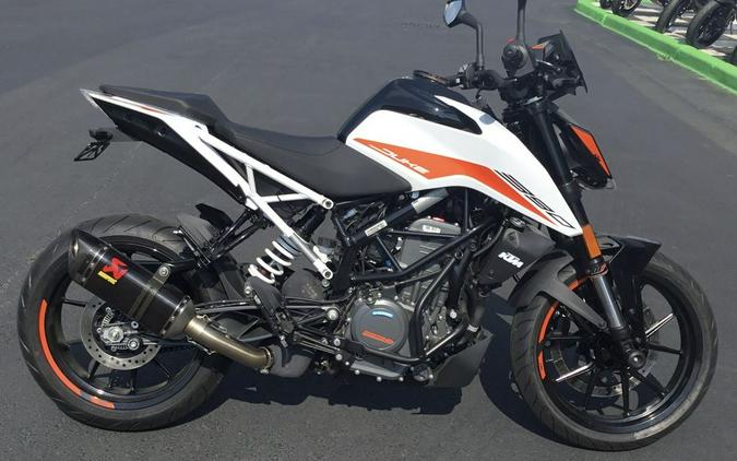 2022 KTM 390 Duke