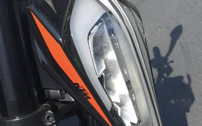 2022 KTM 390 Duke