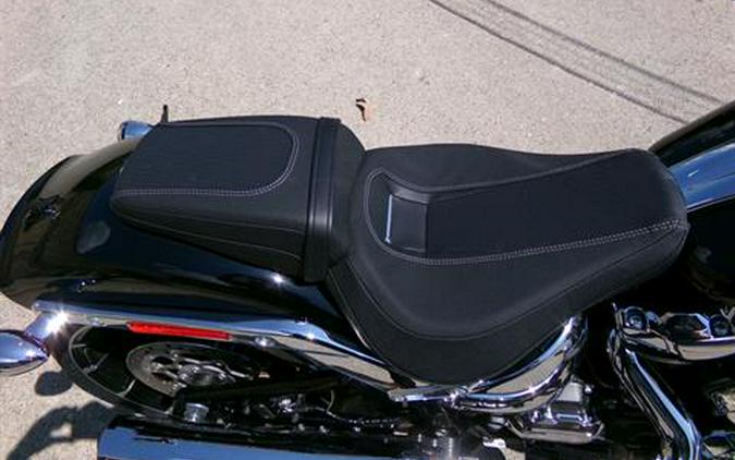 2025 Harley-Davidson BREAKOUT