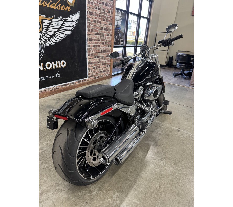 2025 Harley-Davidson Breakout