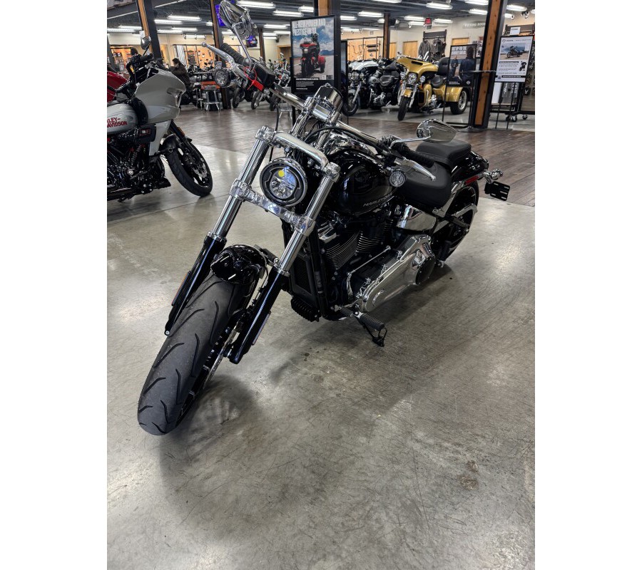 2025 Harley-Davidson Breakout