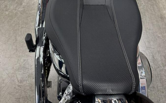 2025 Harley-Davidson Breakout