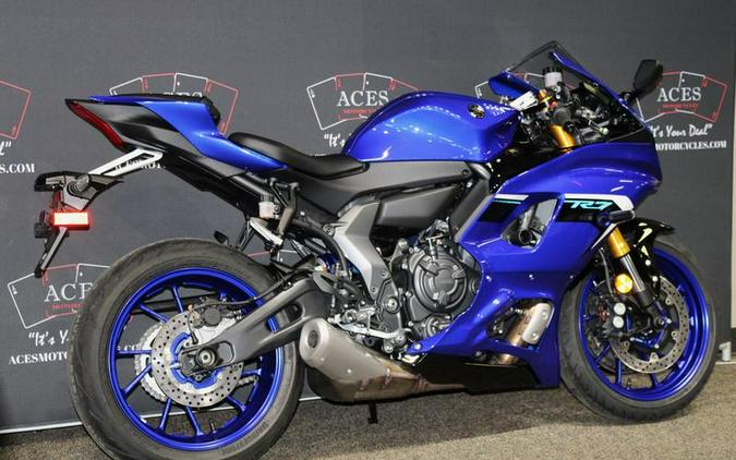 2025 Yamaha R7