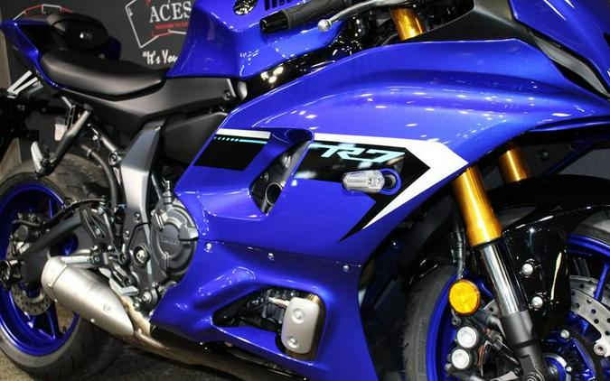 2025 Yamaha R7