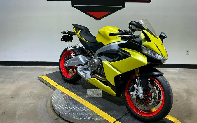 2023 Aprilia RS 660