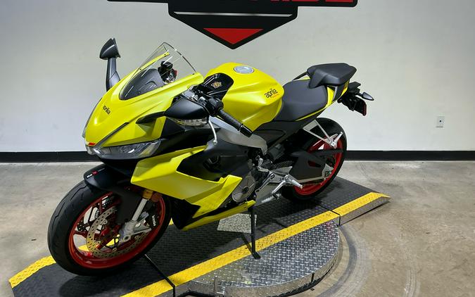 2023 Aprilia RS 660