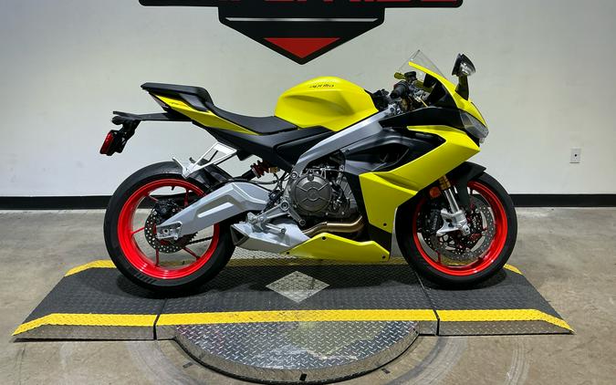 2023 Aprilia RS 660