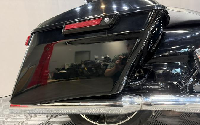 2022 HARLEY-DAVIDSON ROAD GLIDE BASE