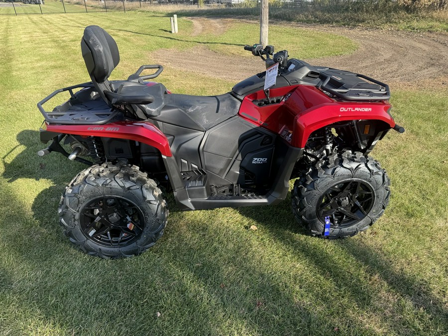 2027 CAN-AM OUTLANDER MAX XT 700