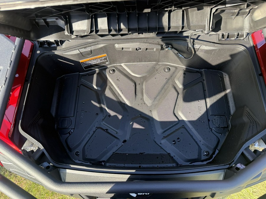 2027 CAN-AM OUTLANDER MAX XT 700