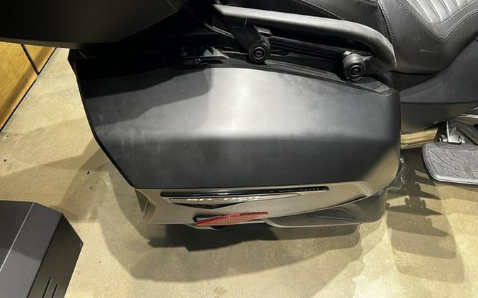 2023 Can-Am Spyder F3 Limited Platine Wheels