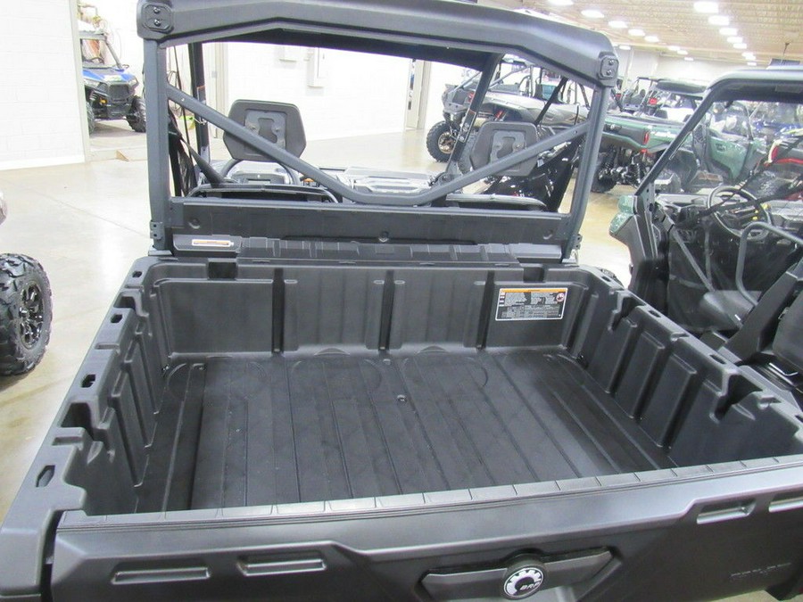 2024 Can-Am® Defender DPS HD10 Tundra Green