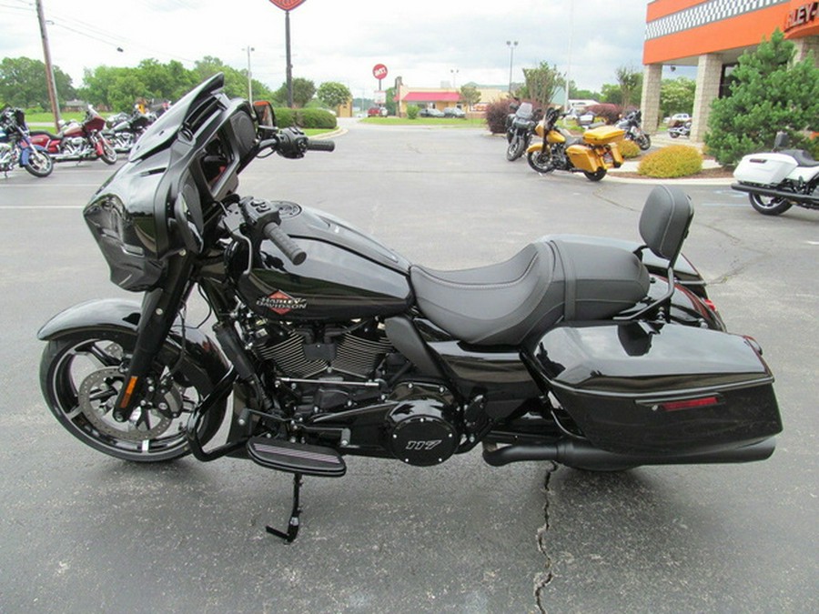 2025 Harley-Davidson FLHX - Street Glide