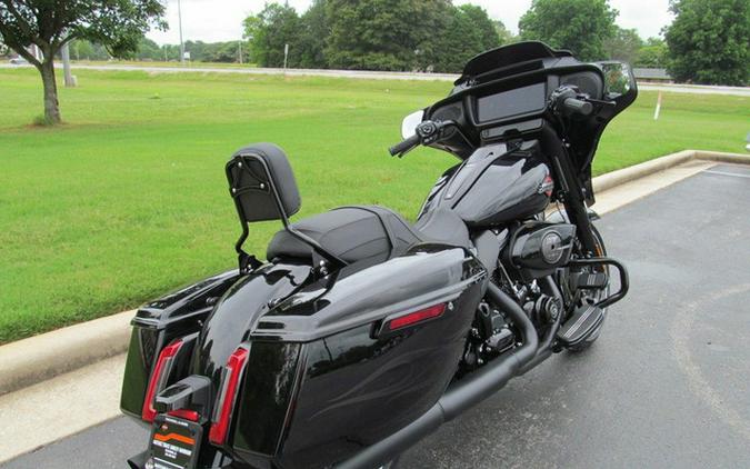 2025 Harley-Davidson FLHX - Street Glide