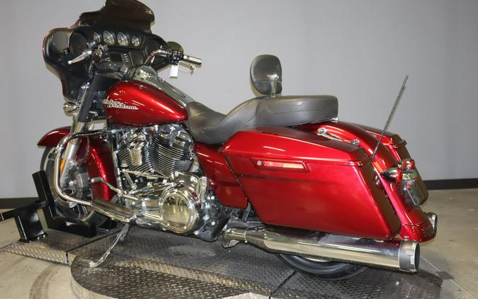 2017 Harley-Davidson Street Glide Special FLHX