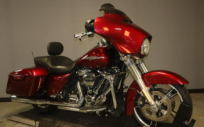 2017 Harley-Davidson Street Glide Special FLHX