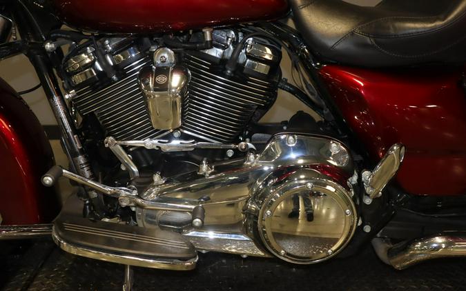 2017 Harley-Davidson Street Glide Special FLHX