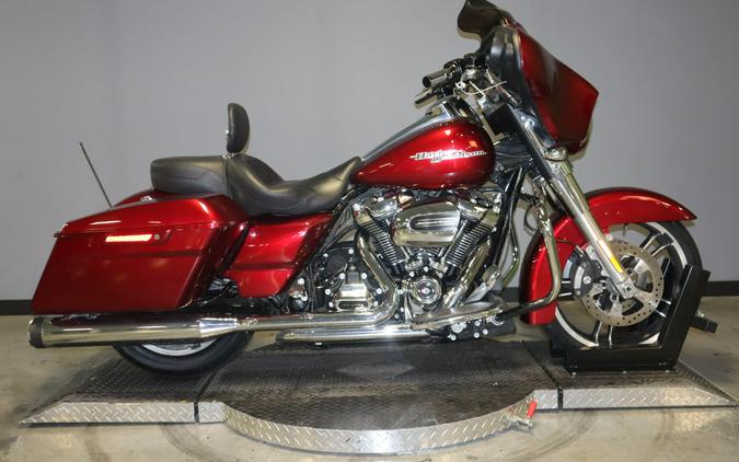 2017 Harley-Davidson Street Glide Special FLHX