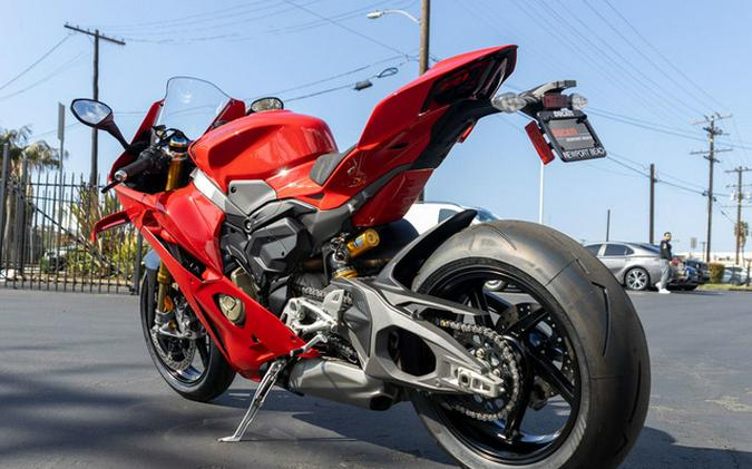 2026 Ducati Panigale V4 S V4 S