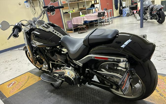 2026 Harley-Davidson® Fat Boy® Vivid Black Chrome Trim FLFB