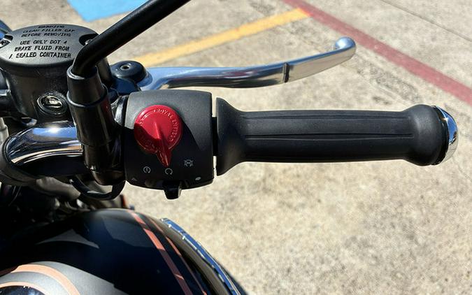 2027 Royal Enfield Bullet 350 Black Gold