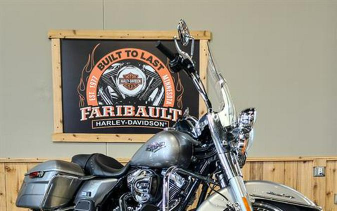 2016 Harley-Davidson Road King®