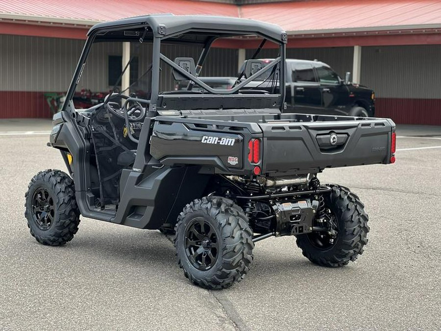 2023 Can-Am® Defender XT HD10