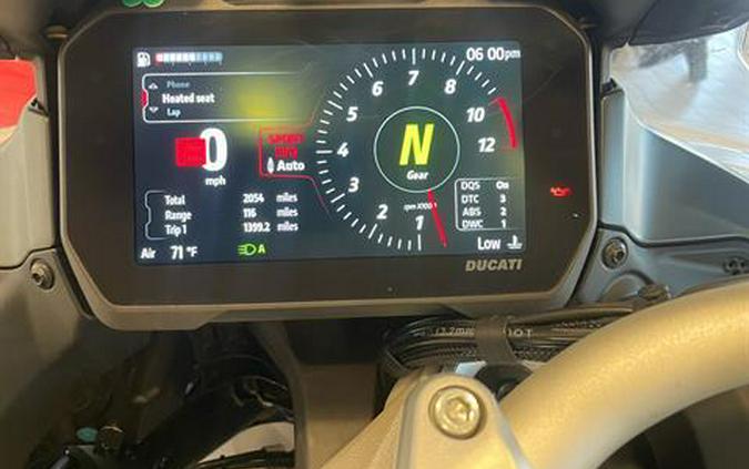 2021 Ducati Multistrada V4 S Travel & Radar Spoked Wheel