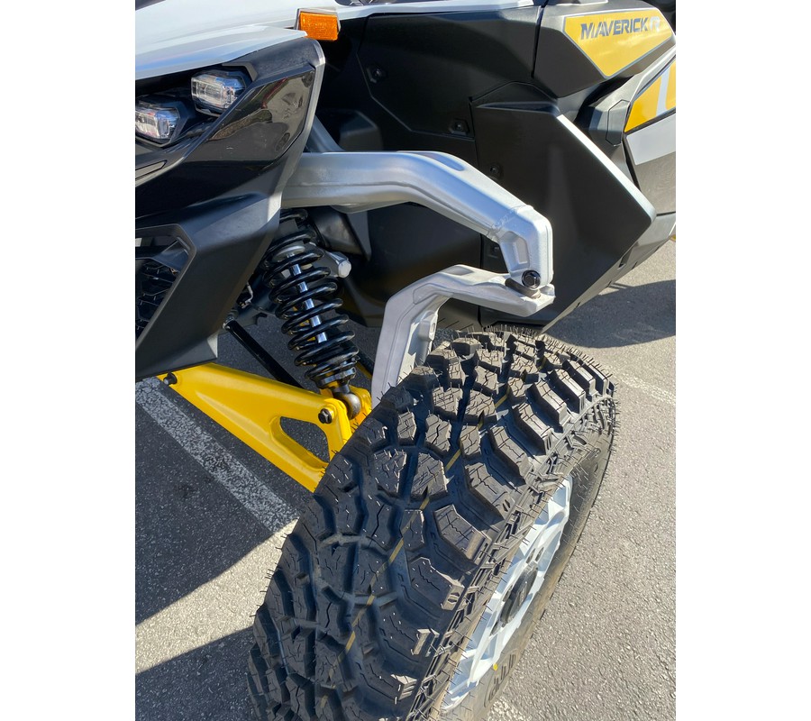 2024 Can-Am Maverick R 999T DCT