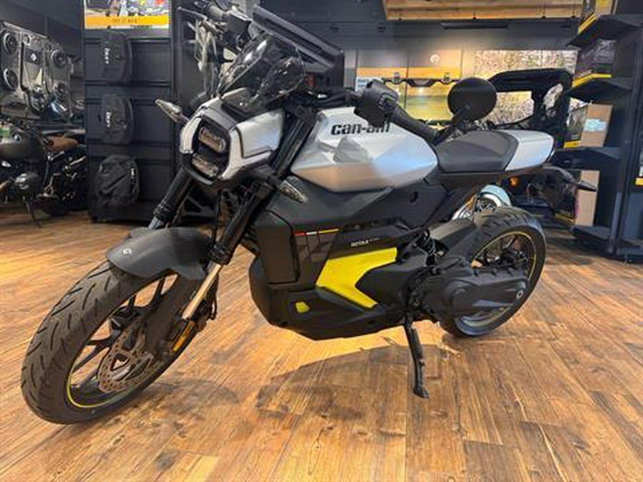 2025 Can-Am Pulse '73