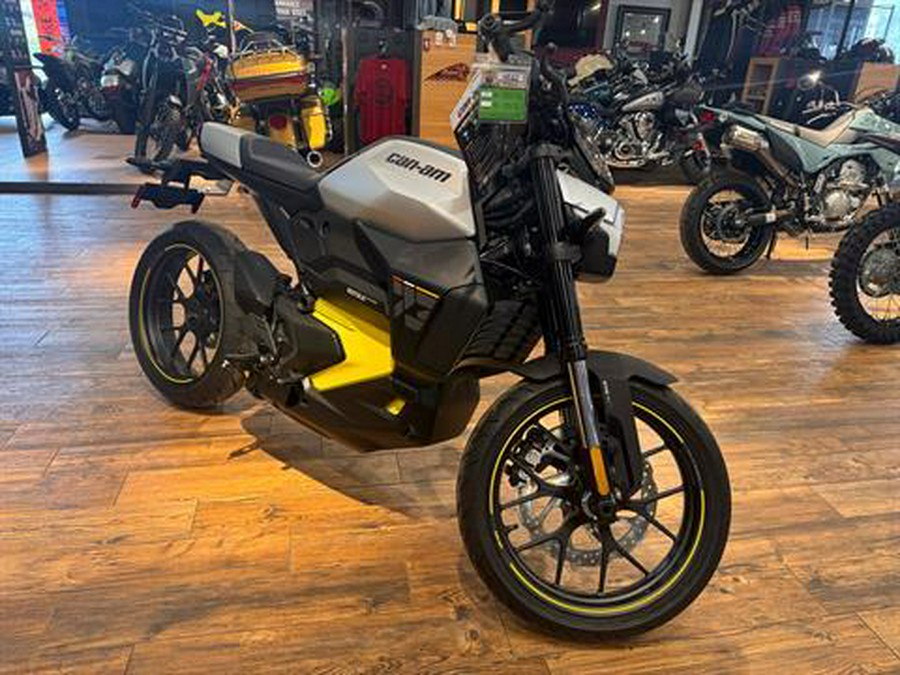 2025 Can-Am Pulse '73