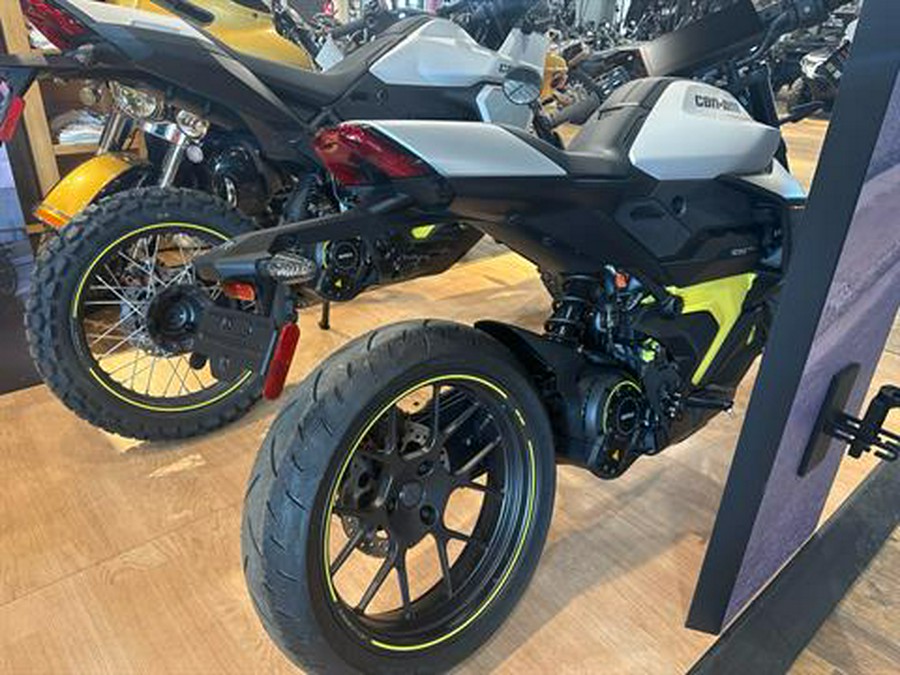 2025 Can-Am Pulse '73