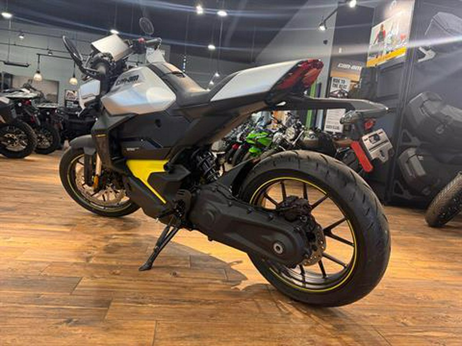 2025 Can-Am Pulse '73