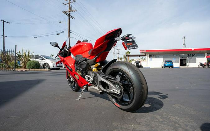 2026 Ducati Panigale V4
