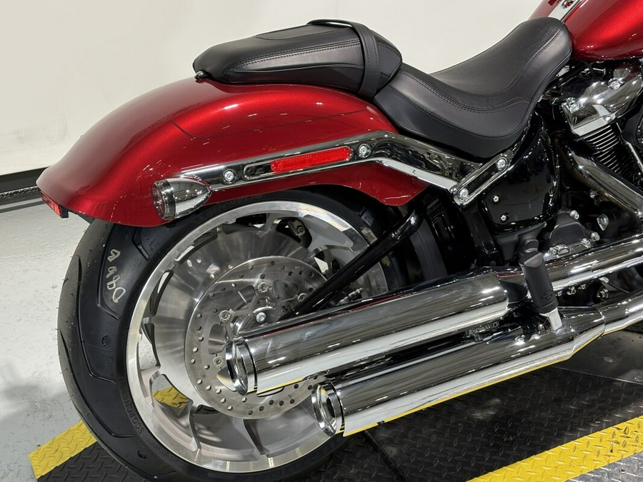 2026 Harley-Davidson® Fat Boy® Brilliant Red