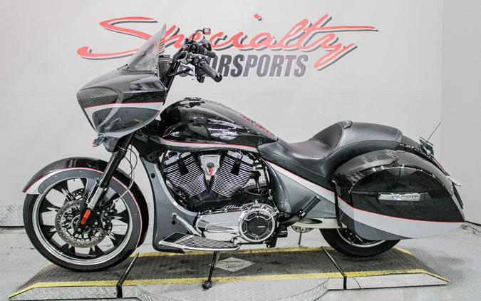 2015 Victory Magnum™