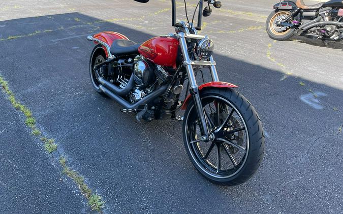 2016 Harley-Davidson Breakout®