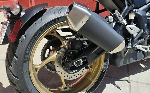 2026 Triumph Trident 800 Carnival Red