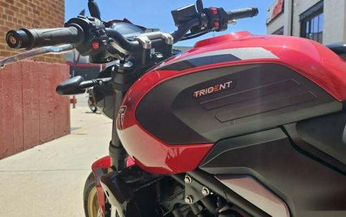 2026 Triumph Trident 800 Carnival Red