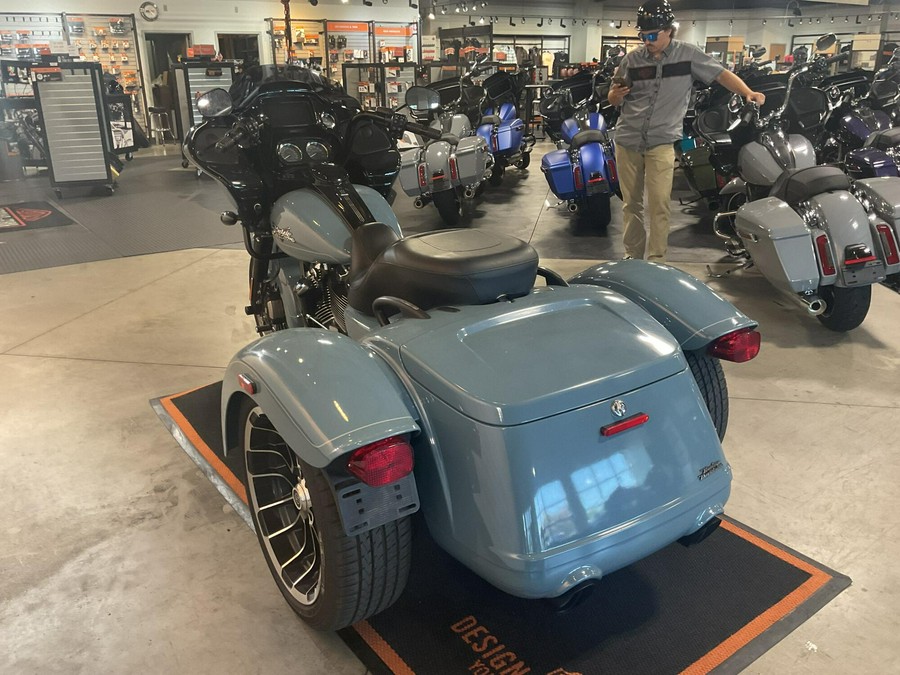 FLTRT 2024 Road Glide 3